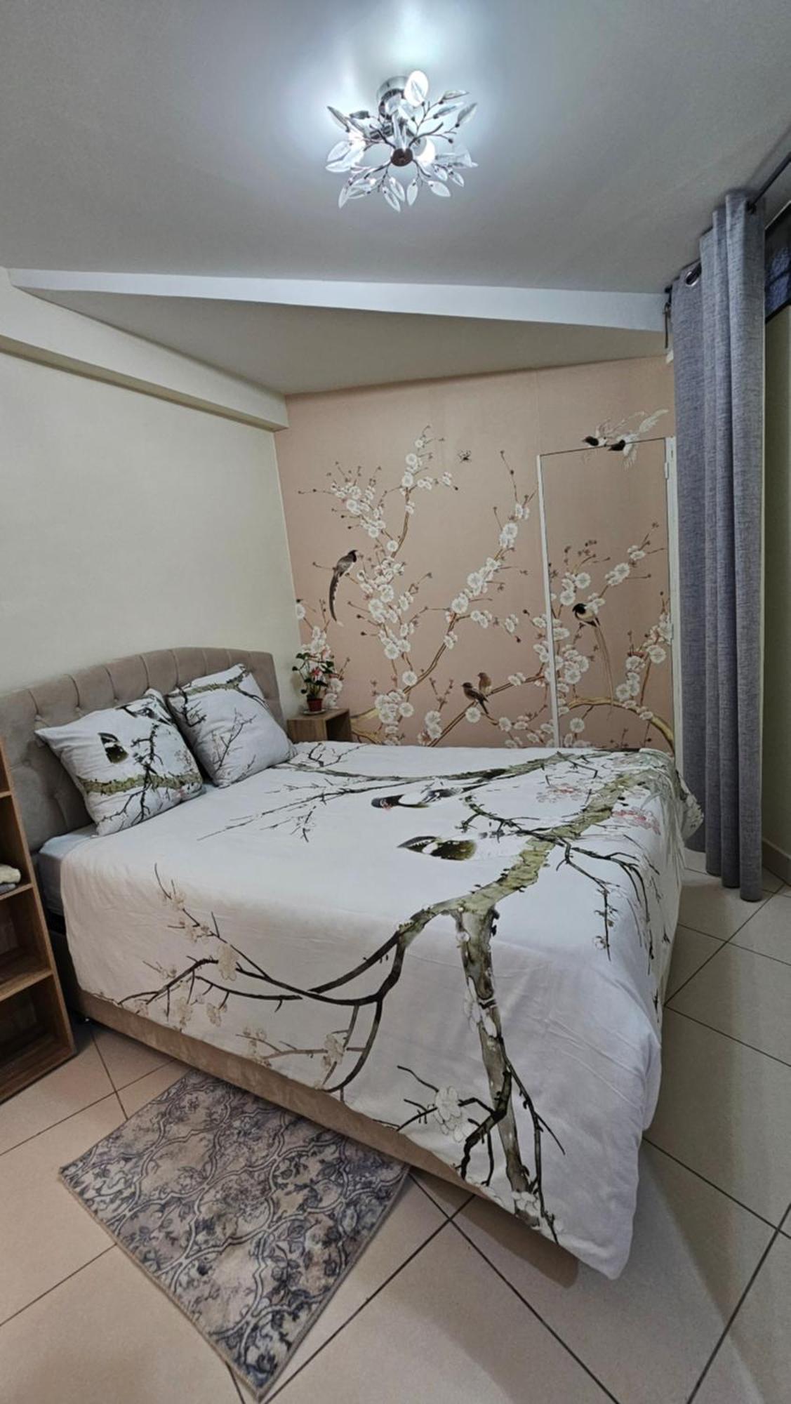 Jolie Appartement Avec 2 Chambres Partagees Parijs Buitenkant foto